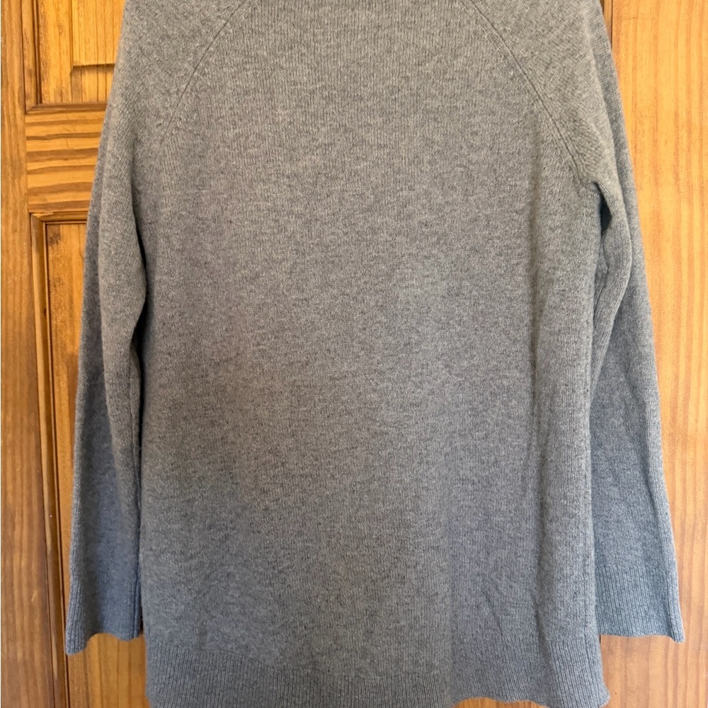 Kate Spade tan Sweater with Black Bow - Picture 4 of 8